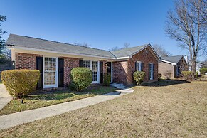 5 Mi to Fort Moore: Quiet Columbus Home