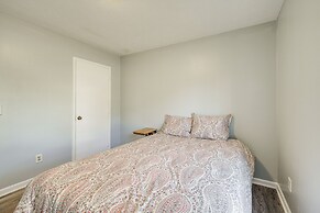 5 Mi to Fort Moore: Quiet Columbus Home