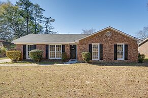 5 Mi to Fort Moore: Quiet Columbus Home