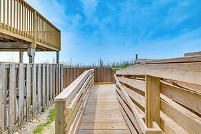 Breezy Pine Knoll Shores Escape: Walk to Beaches!