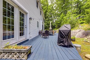 Mystic Retreat w/ Patio & Grill: Walk to River!