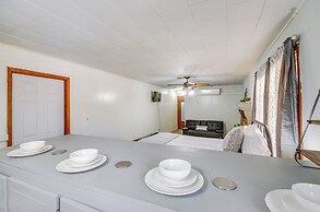 9 Mi to Water Park: Silver Creek Gem w/ Fireplace!