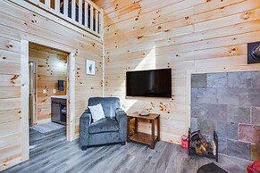 Modern Salineville Cabin on 13 Acres w/ Fire Pit!