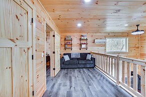 Modern Salineville Cabin on 13 Acres w/ Fire Pit!