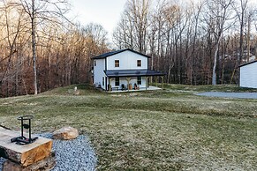 Modern Salineville Cabin on 13 Acres w/ Fire Pit!