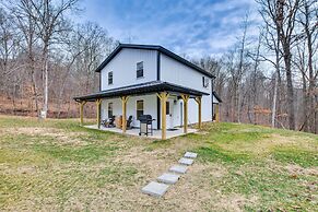 Modern Salineville Cabin on 13 Acres w/ Fire Pit!