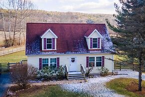 Mcdowell Highland County River Retreat w/ Deck!