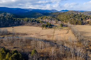 Mcdowell Highland County River Retreat w/ Views!