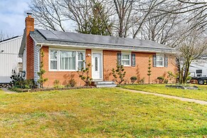 Spacious Home w/ Tranquil Patio ~ 29 Mi to DC!