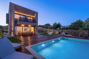 Canvas Villas By the Sea