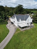 Welbeck Manor and Golf