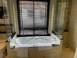 Beautiful 3-bed Villa in Cherngtalay, Thalang