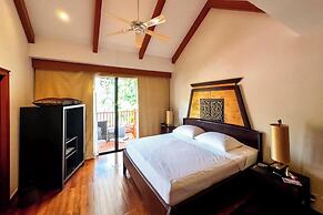 Beautiful 3-bed Villa in Cherngtalay, Thalang