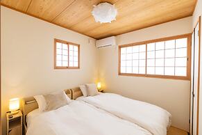 Ten-Cha House - Self-Check In Only