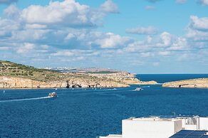 Seashells Apartment with sea view terrace with romantic sunsets