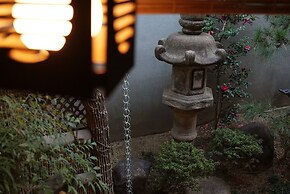 KAMIYASHIKI Private Hotel Self Check-in