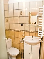 Harmont Montis (dawna Zającówka) leśna enklawa w centrum miasta