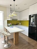 Sunrise City  Luxury Apartment Quan 7