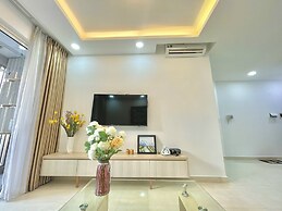 Sunrise City  Luxury Apartment Quan 7