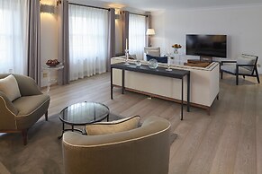 Cheval Hyde Park Gate