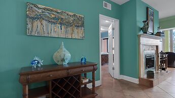 Palm Beach Club 4-127 Parrot-dise Palms