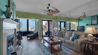 Palm Beach Club 4-127 Parrot-dise Palms