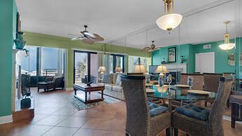 Palm Beach Club 4-127 Parrot-dise Palms