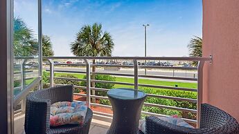 Palm Beach Club 4-127 Parrot-dise Palms