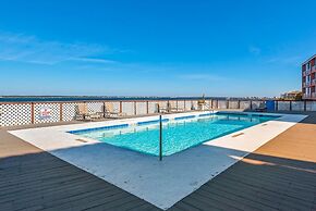 Palm Beach Club 2-219