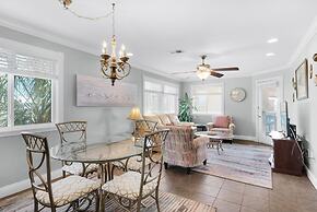 Sunset Harbor Palms 2-301