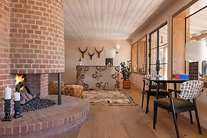 River Lodge Paso - 21 & Over Pool