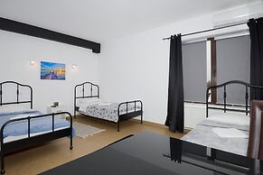 Hotel William