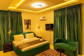 Euphoria Hotel & Suites by House 9