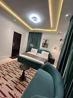 Euphoria Hotel & Suites by House 9