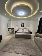 Euphoria Hotel & Suites by House 9