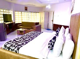 The Paradise Beach Resort and Apartment