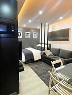Le Noir Studio Apt Ikoy