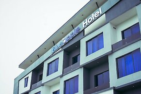 Blue Apple Hotel