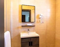 Jotani Living Hotel and Suites