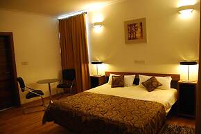 Pearl Court Residence & Hotels