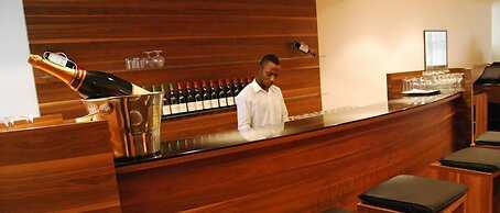 Pearl Court Residence & Hotels