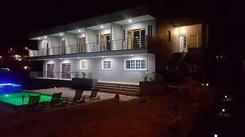 Beausejour Buena Vista Suite 1