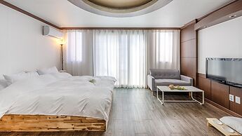 Geoje Blueberry Pet Pension