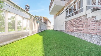 Geoje Blueberry Pet Pension