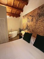 Ginevra Boutique Rooms