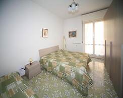 Giardini 13 Int 9 in Borghetto Santo Spirito