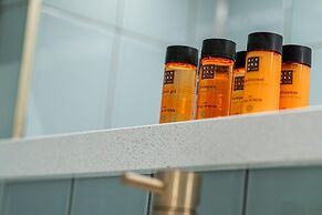 Spacious Flat in North London