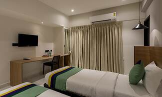 Treebo Premium Vapr Ashok Nagar