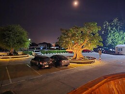 LHC HOTEL AND RESORT