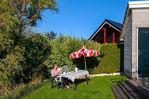 4-person Holiday Home Lydia by a Typical Dutch Canal